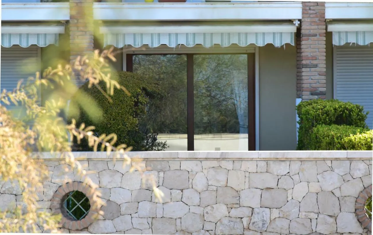Beach-Front Boutique Apartment Lido 113 Alghero