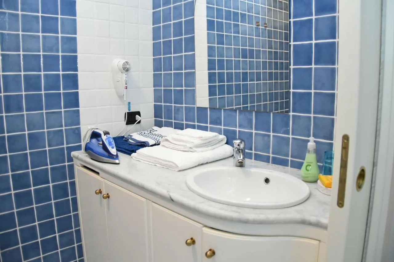 Beach-Front Boutique Apartment Lido 113 Alghero